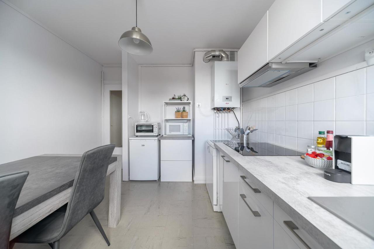 וישי Le Raymond - Appartement Proche Du Centre Sportif, Des Rives De L'Allier Et Du Centre-Ville - Parking מראה חיצוני תמונה
