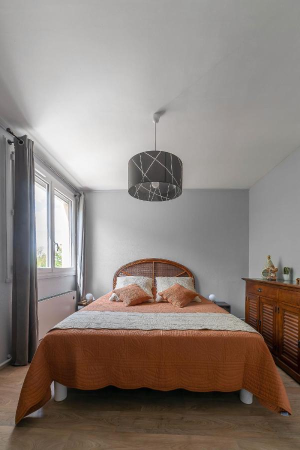וישי Le Raymond - Appartement Proche Du Centre Sportif, Des Rives De L'Allier Et Du Centre-Ville - Parking מראה חיצוני תמונה